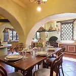 The Grapefruit House - Con Piscina ガルレンダ