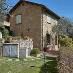 The Grapefruit House - Con Piscina ガルレンダ