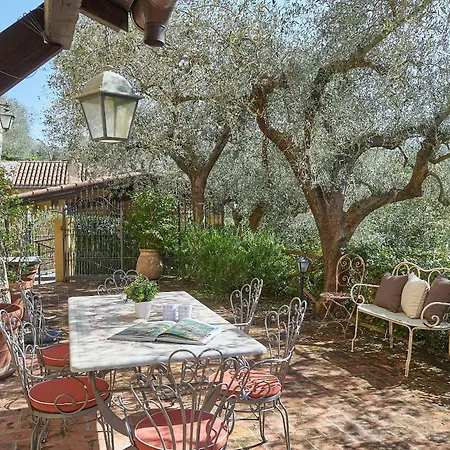 Villa The Grapefruit House - Con Piscina